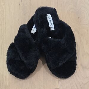 TOP Moda Plush Black Slippers